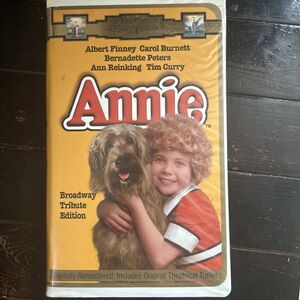 Annie VHS 1997 Broadway Tribute Edition Clam Shell Columbia Pictures